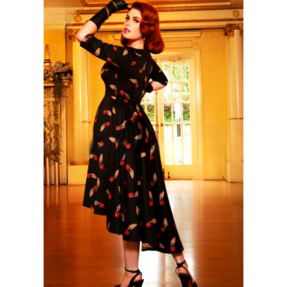 Vintage Diva Size XS THE AMBER SWING DRESS IN BLACK NWT